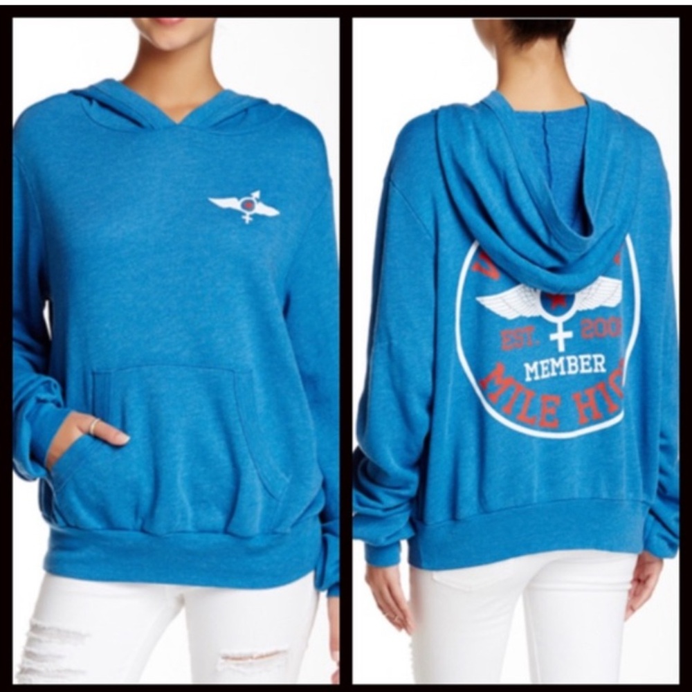 WILDFOX Sweatshirt Hoodie Mile High- size small